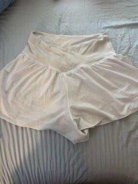 aerie white athletic shorts